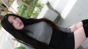 リモバイHカップ巨乳 我慢限界 群衆の中で震えイキ続ける揺れ乳