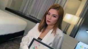 女社員が最高のカラダで業績を埋める NicoLove