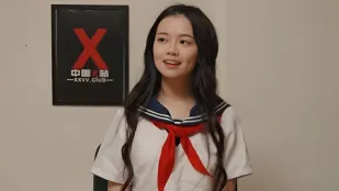 XV010 極品白虎母犬・嗚咪 徹底奉仕