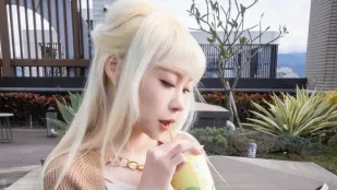 美人OL香月遥が昼休みに飲み物に薬を盛られ昏睡  