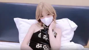 跳蛋読書チャレンジ 肉棒で後ろから小悪魔を突きまくる 小さな芋乃