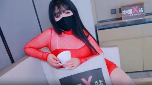 彼女の姉は本物AV女優！淫穴を自ら晒す誘惑