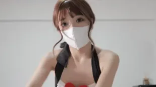 極上黒絲発情彼女　小柄な芋乃に中出し