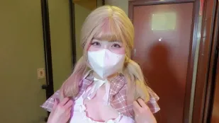 金髪美少女の白絲誘惑　絲下激ピスで愛液ダラダラ
