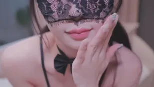 主人がいない秘密のメイドが毎日空いた時間にリビングで自淫 実は現場を捕まえられる機会を待っているだけ  