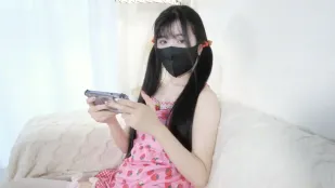 妹が寝ている隙にこっそり挿入 懶懶豬