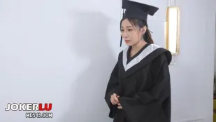 LS-0024 単位あと2点で教授に跪く女学生