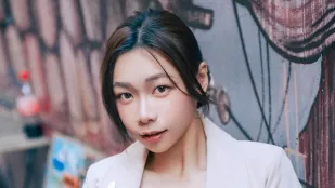 リモコンローターで悶える淫乱痴女 ビール